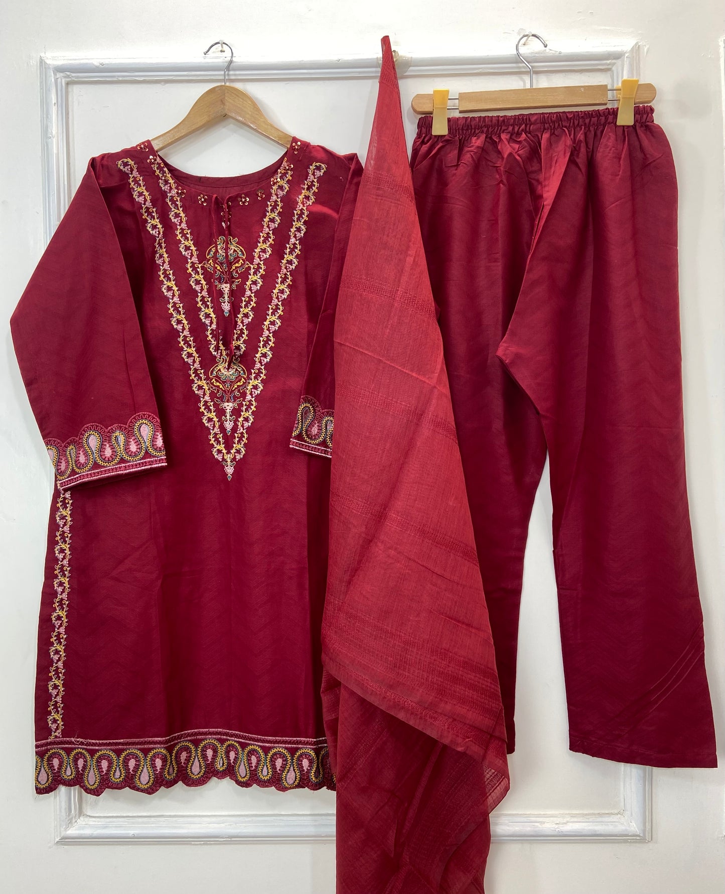 Desi Dastkaar 3PC (Winter Cotton) D-178