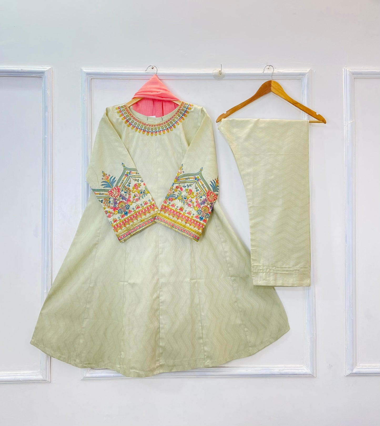 Wonder Embroidered Frock 3PC (Premium Cotton) D-272