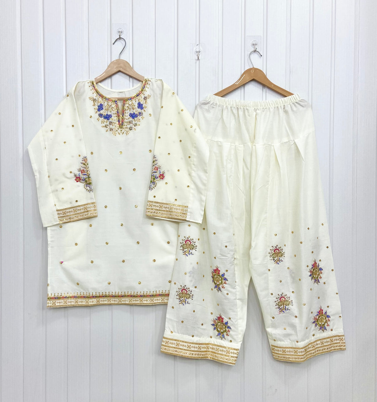 Article: D-1095 cotton