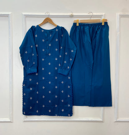 Regular Embroidered Chic 2PC (Khaddar) D-223