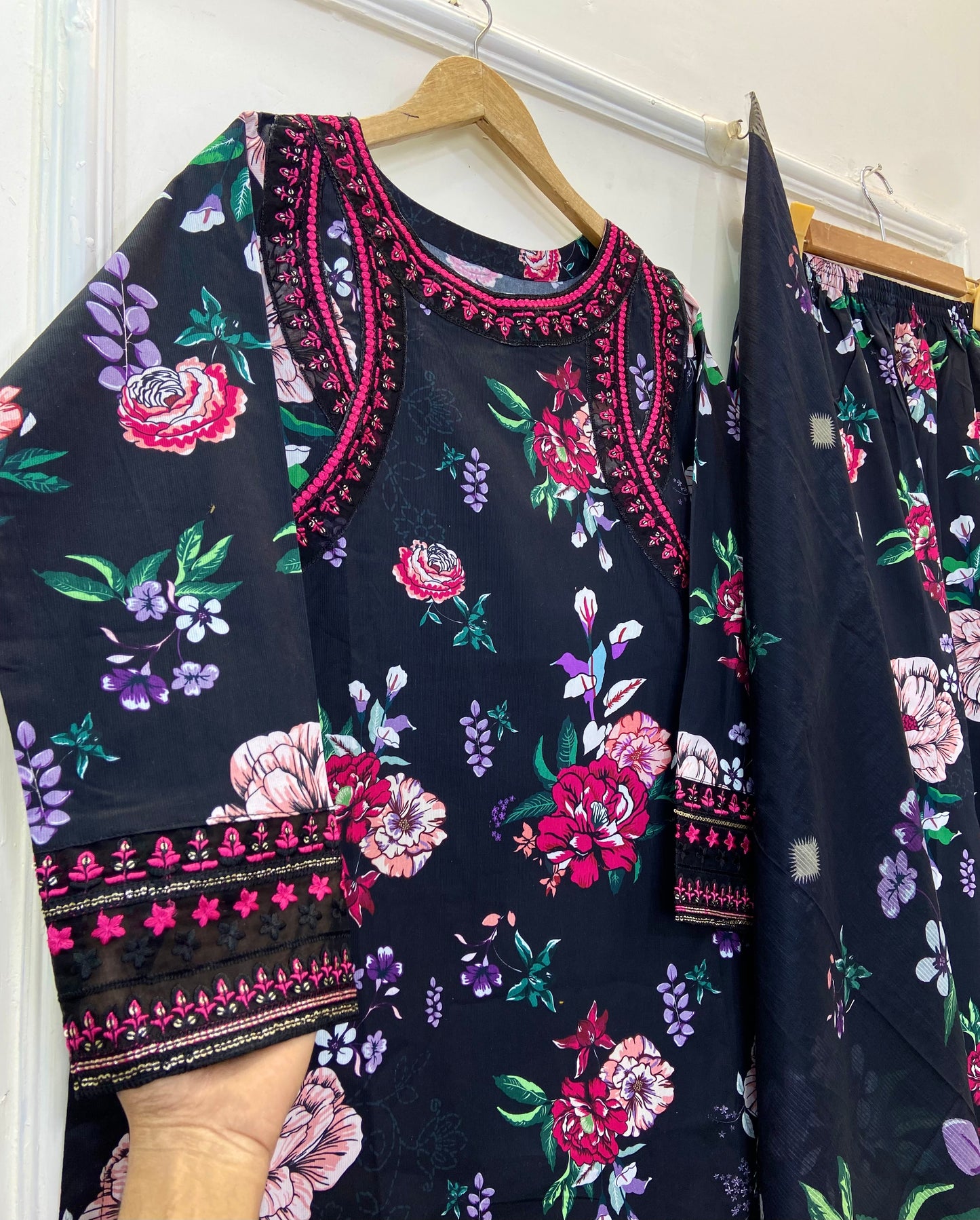 Embroidered Floral Midnight 3PC (Best Seller) (Khaddar) D-208