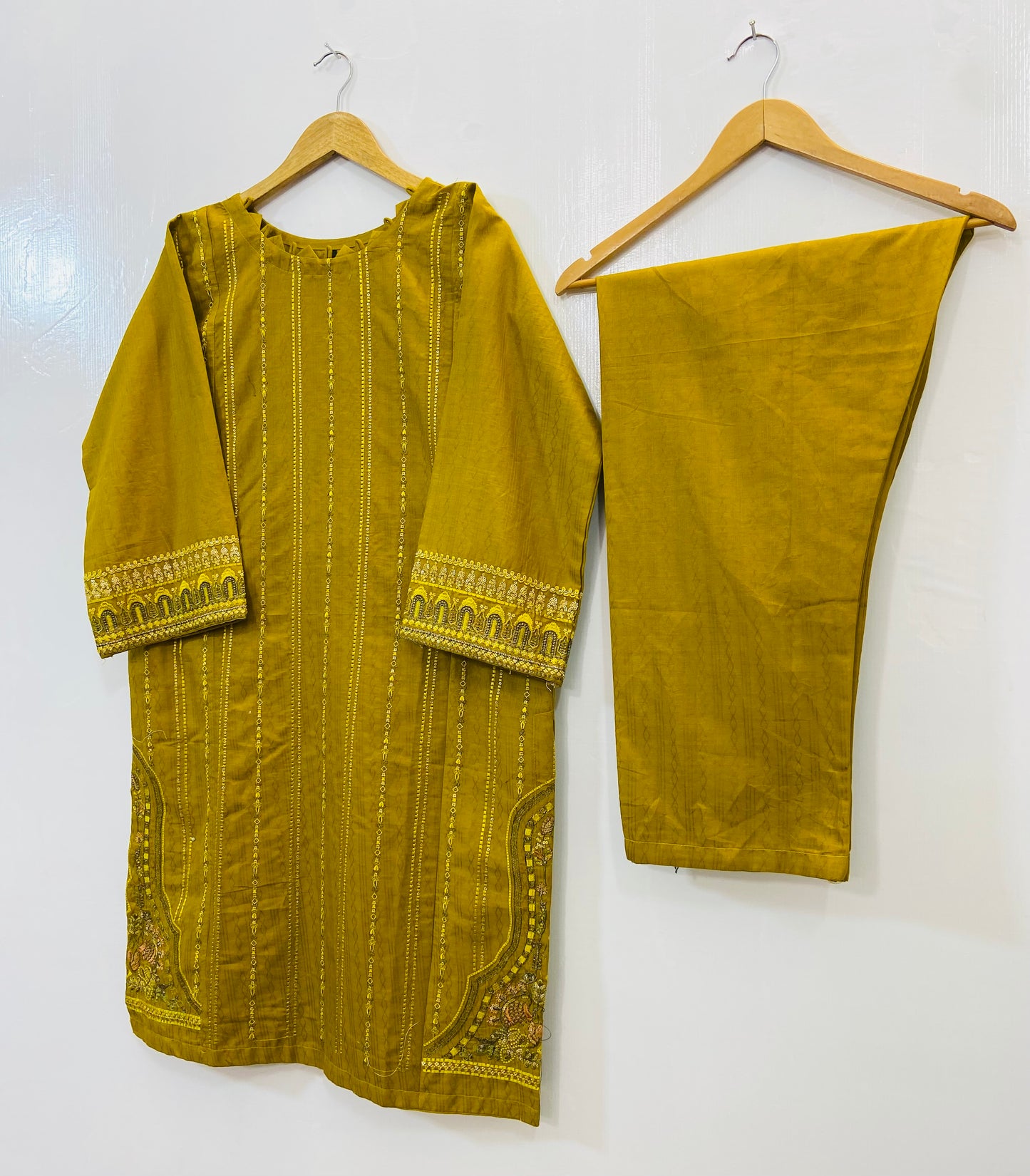 Elegant Embroidered 2PC (Self Cotton) D-94