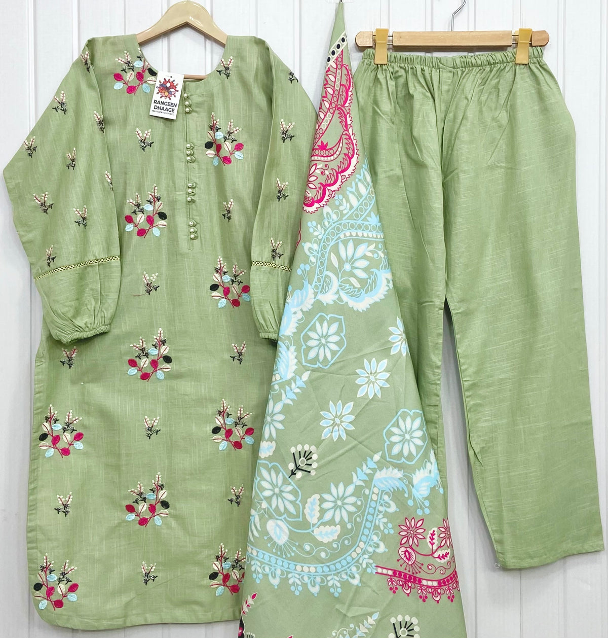 Article: D-1180 Khaddar 3piece