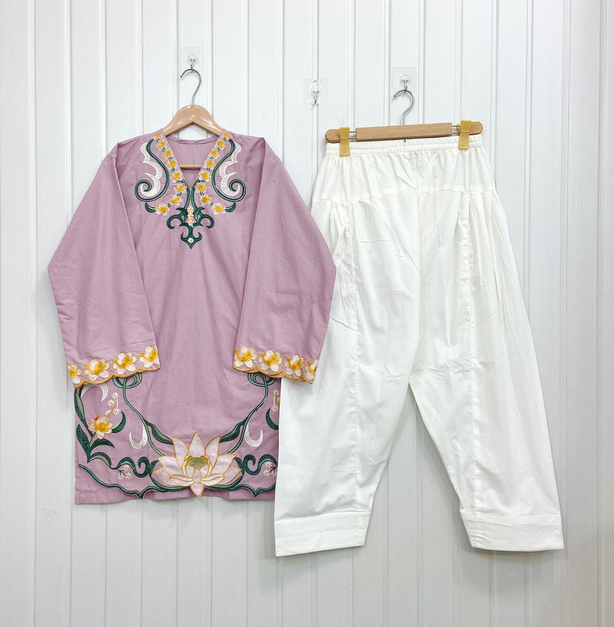 Article: D-1034 Cotton