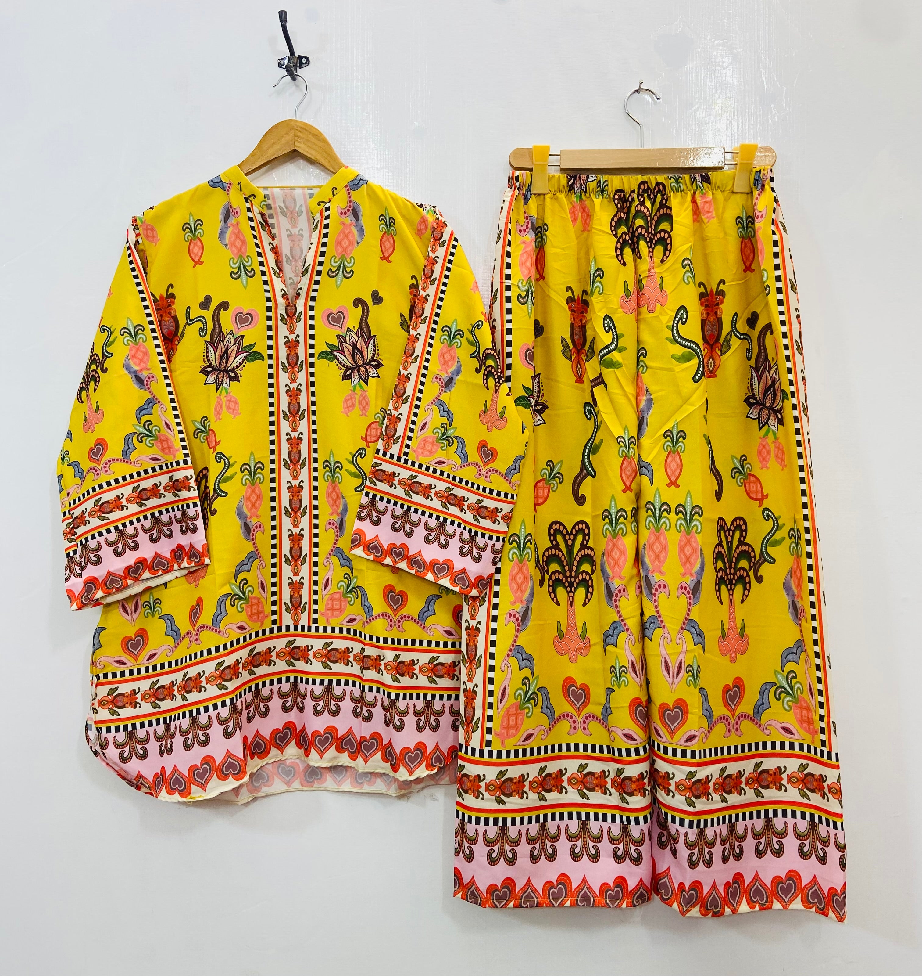 Daffodil Dream Co-Ord Set (Swiss Silk) D-128
