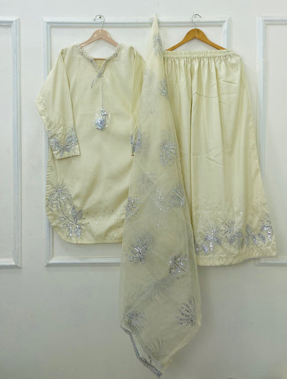 Laila Embroidered 3PC (Sheesha Silk) D-460