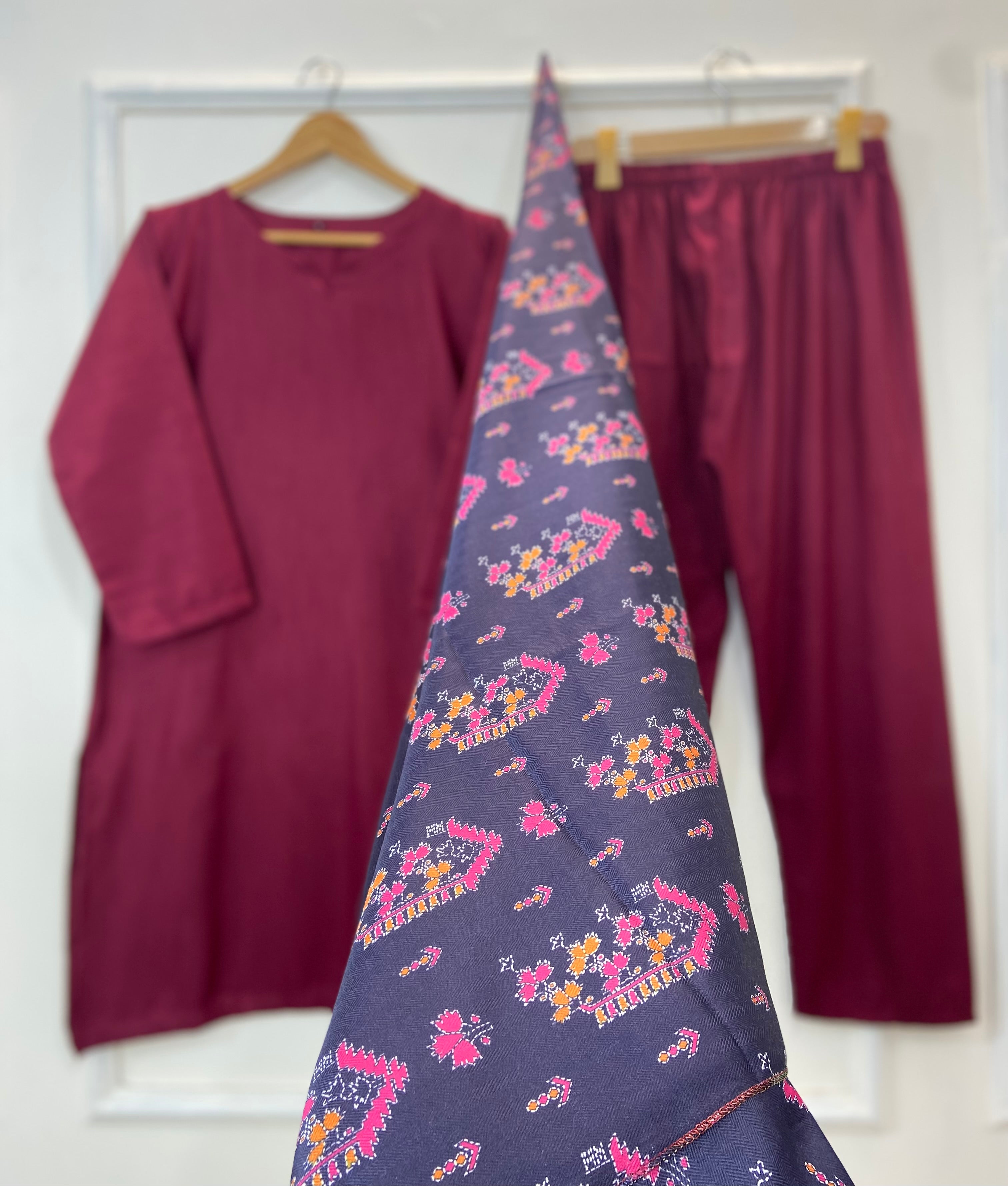 Woolen Shawl Luxe 3PC (Raw Silk) D-168