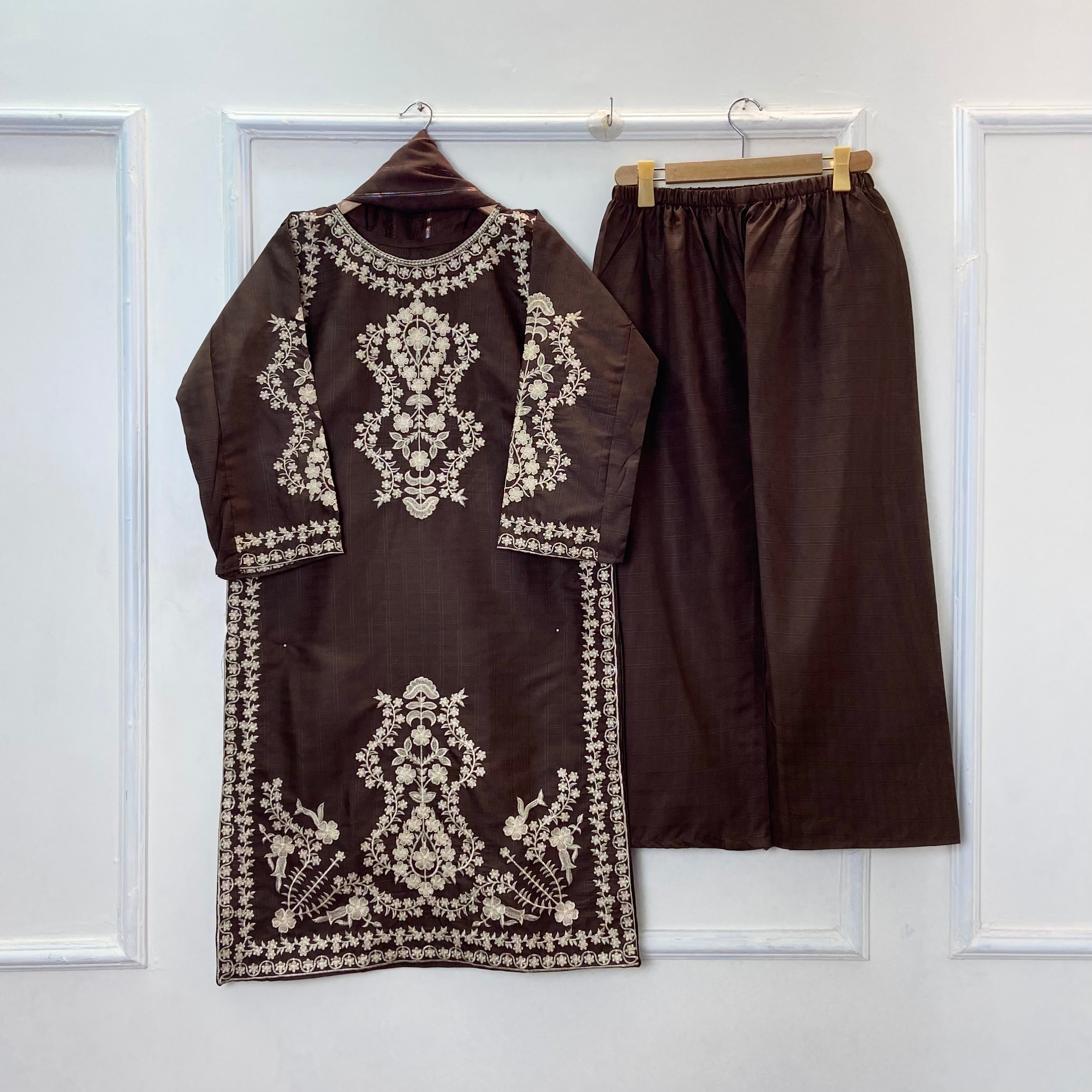 Heavenly Embroidered 3PC (Premium Cotton) D-352