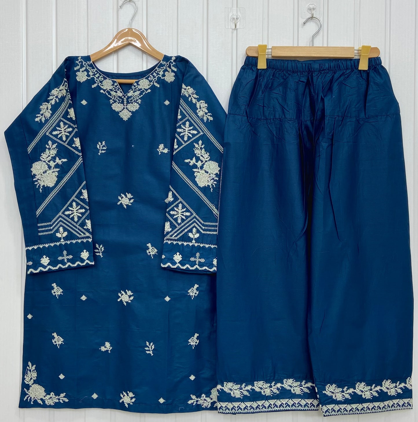 Article no: D-790 Cotton Lawn