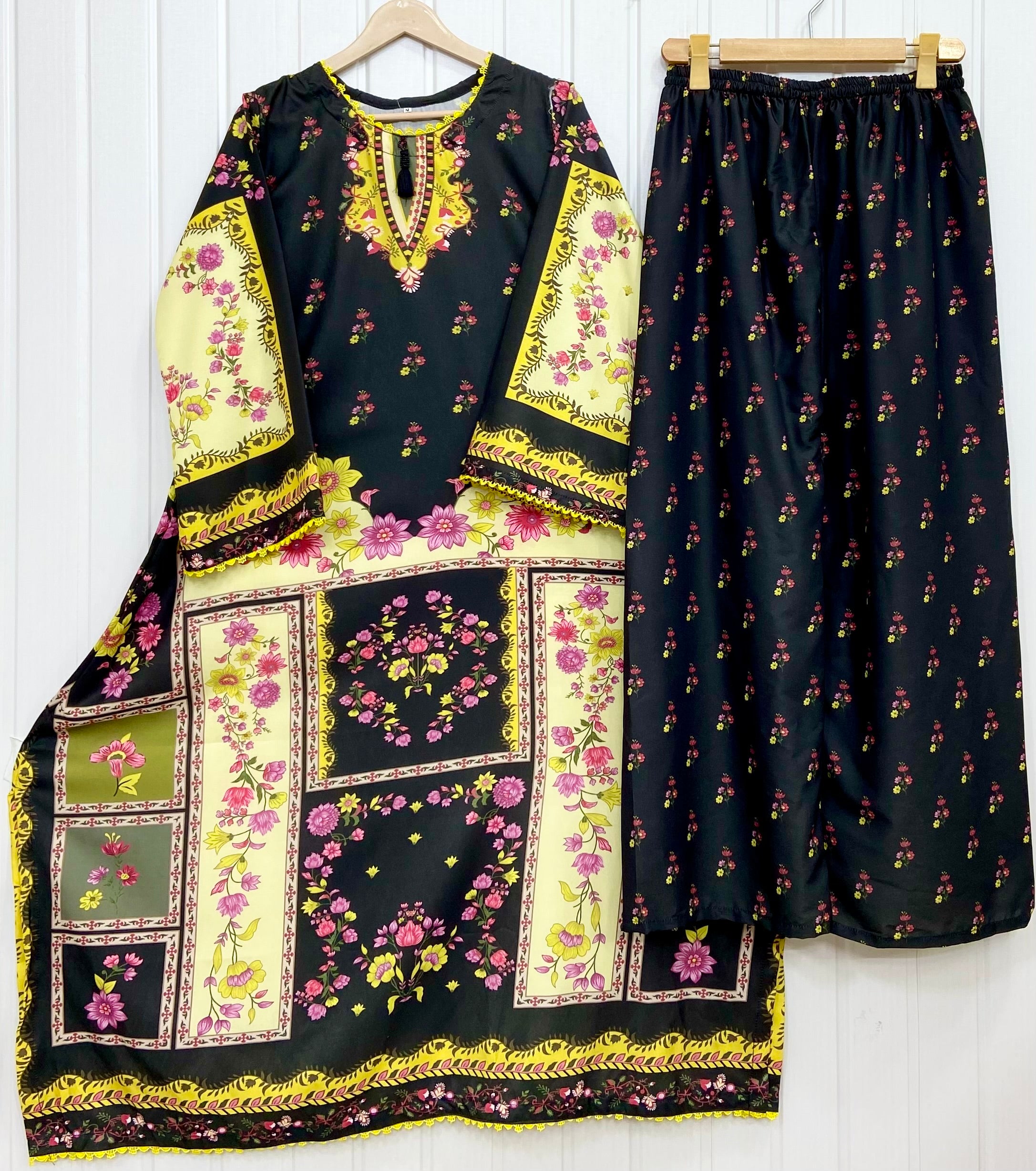Article No: D-1055 | KAFTAN – Rangeen Dhaage
