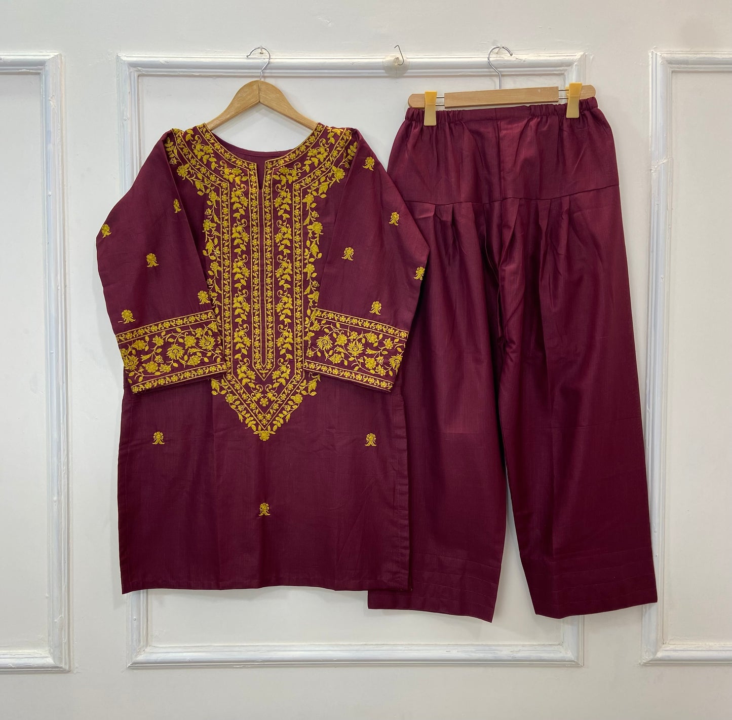 Farshi Finesse 2PC (Hot Seller) (Khaddar) D-179