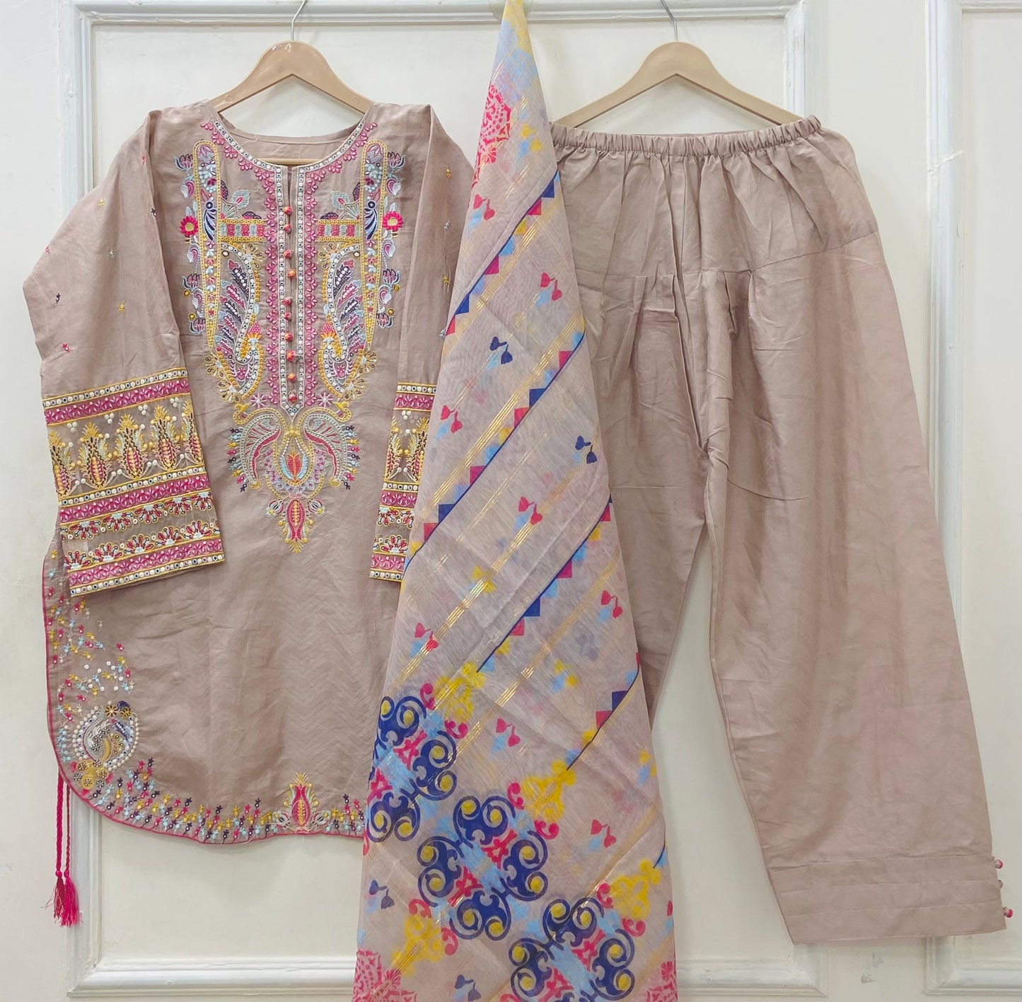 Bulbul Farshi | 3PC Lawn Cotton D-581