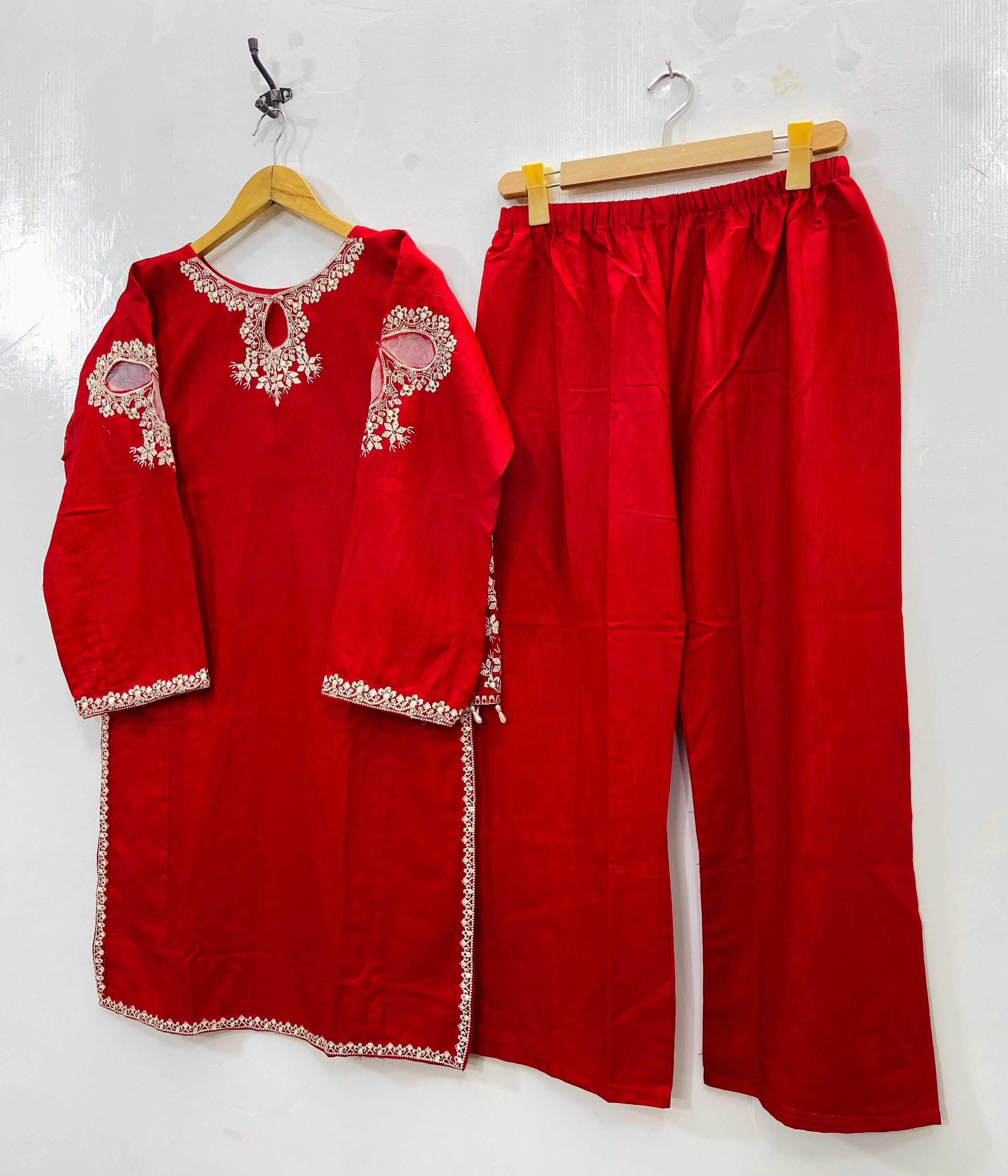 Dreamy Front Back Embroidered 2PC (Best Seller) (Khaddar) D-143