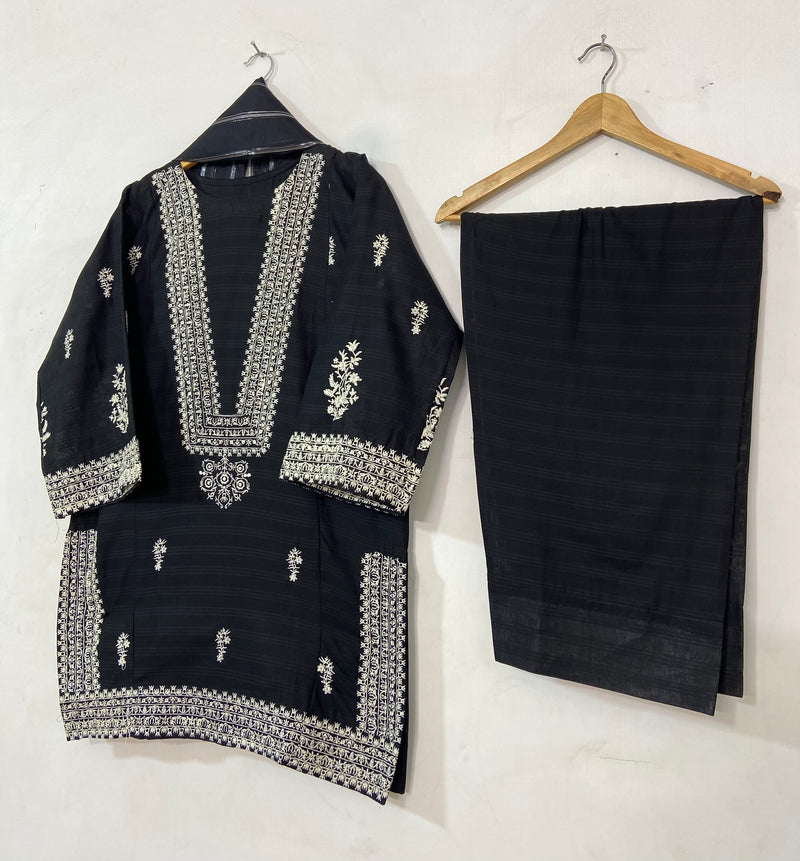 Embroidered Farshi 3PC (Cotton Lawn) D-29