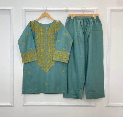 Farshi Finesse 2PC (Hot Seller) (Khaddar) D-179