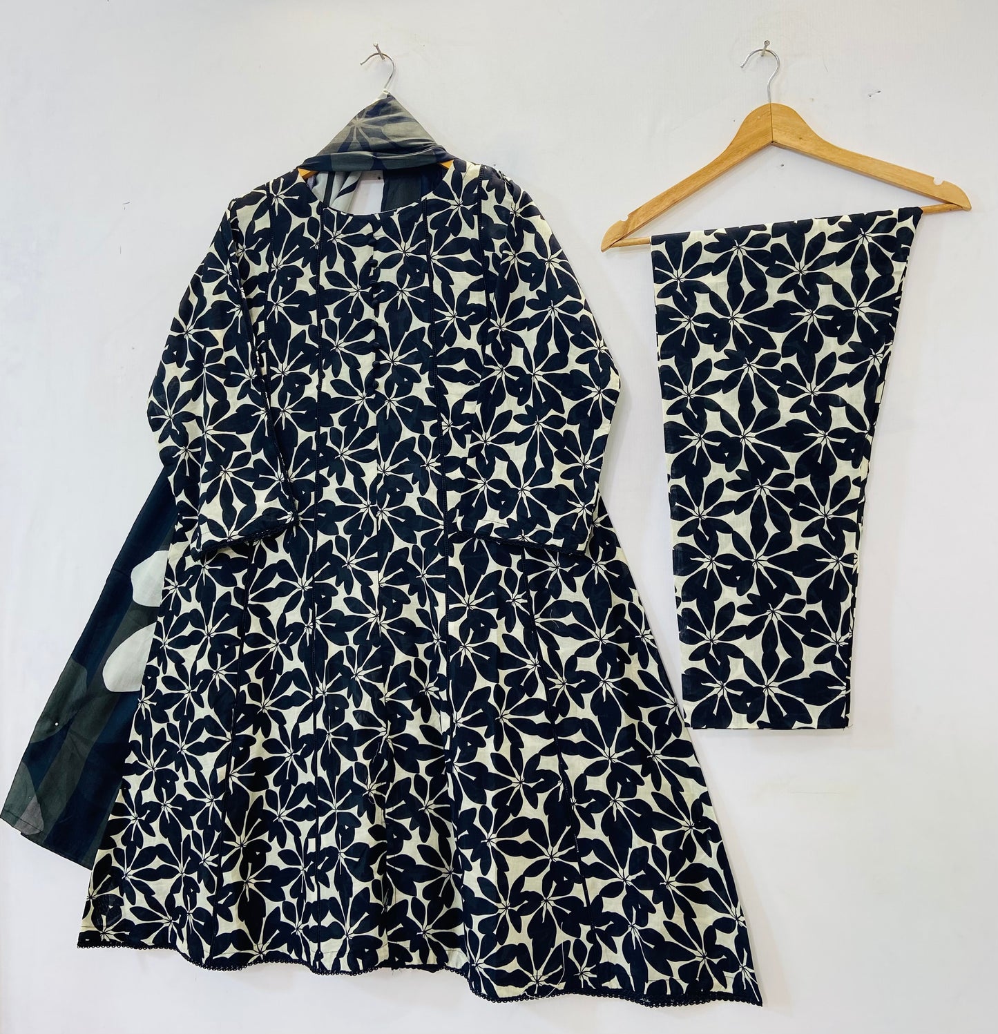 Umbrella Frocks 3PC (Lawn) D-52