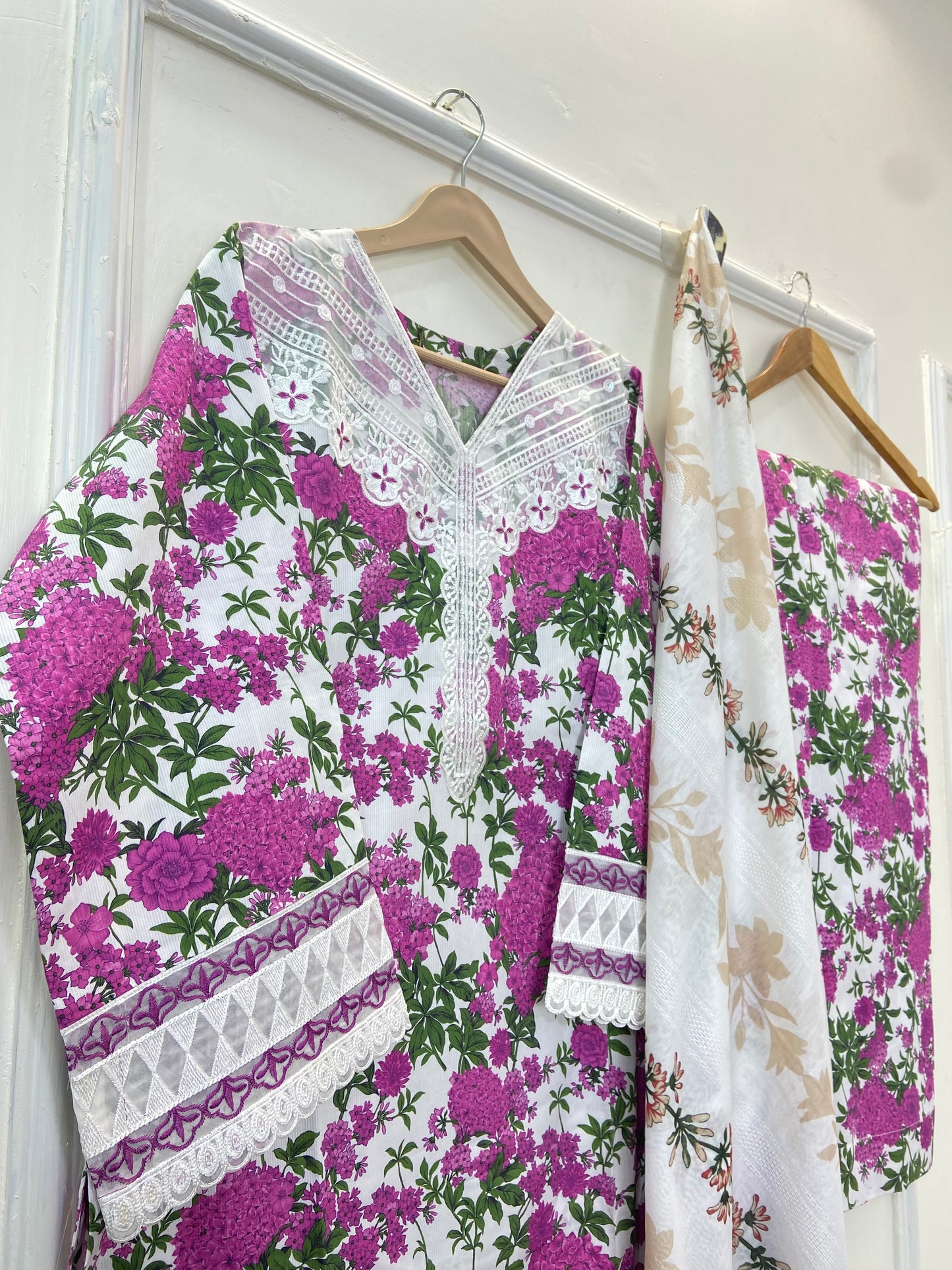 Pastel Lilac Embroidered 3PC (Khaddar) D-270