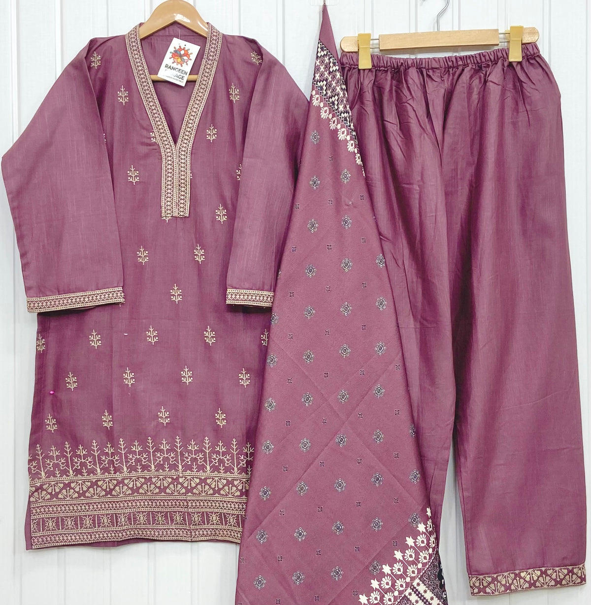 Article: D-1144 Khaddar