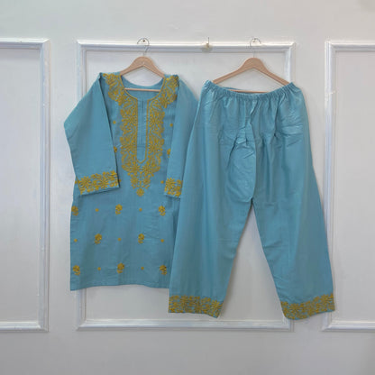 Embroidered Farshi Style 2PC 
(Khaddar) D-267