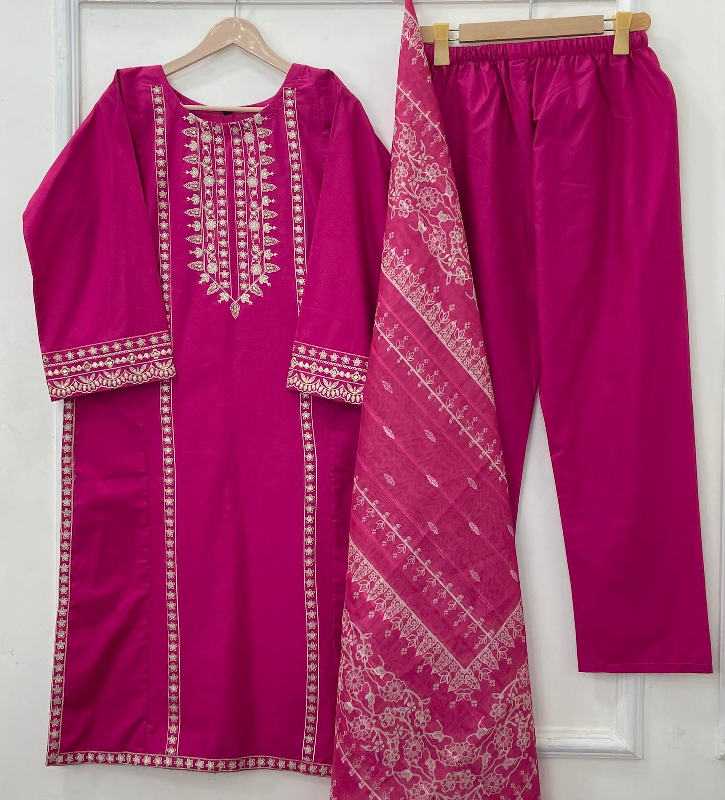 Eid Edit: Embroidered 3PC (Premium Cotton) D-449