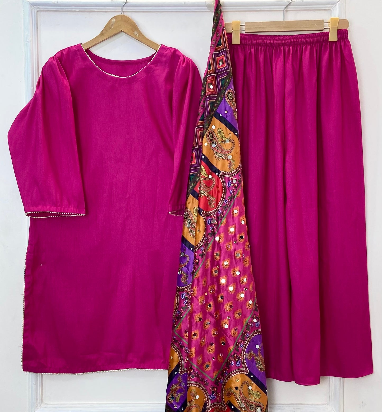 Glamorous 3PC With Mirror Work Shawl (Flowy Silk) D-321