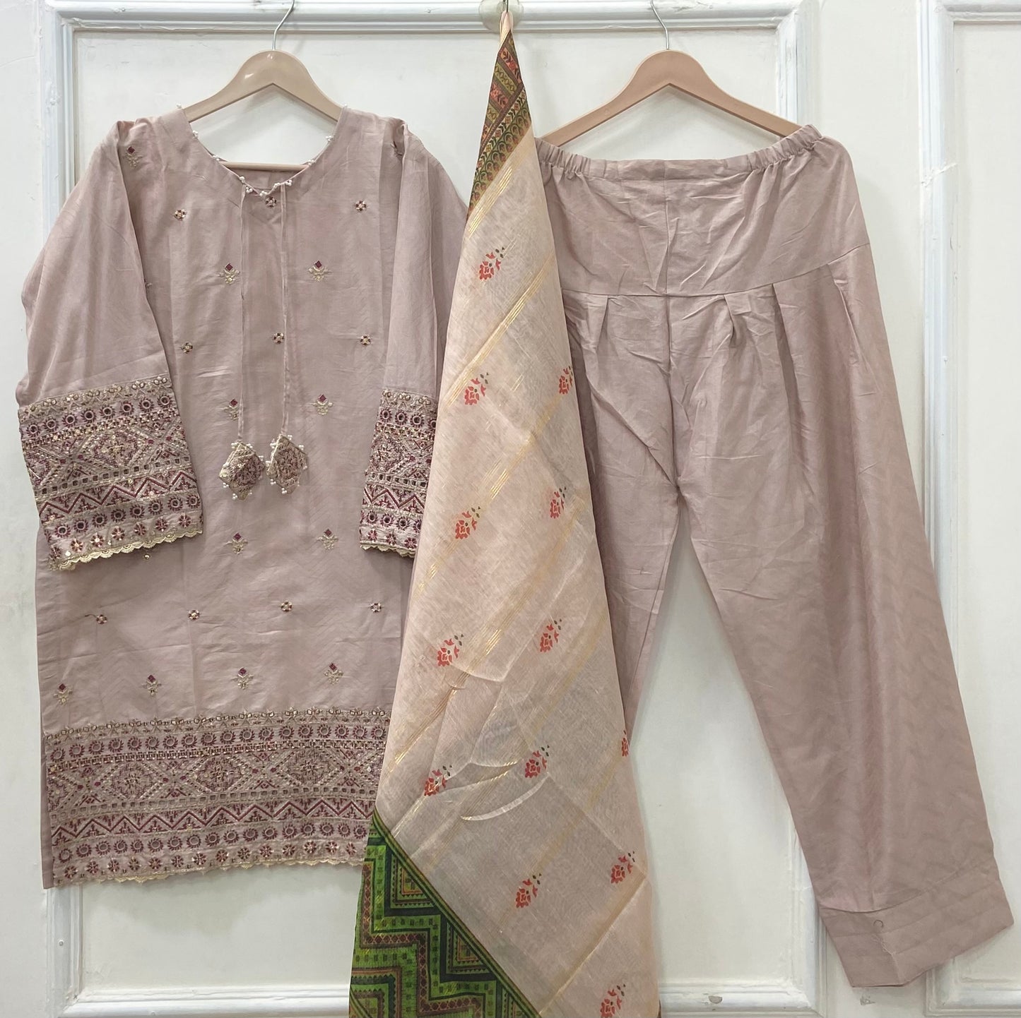 Roohi Farshi | 3PC Cotton Lawn D-639