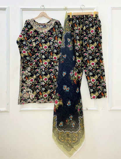 Article no: D-673 Bana Dora Lawn