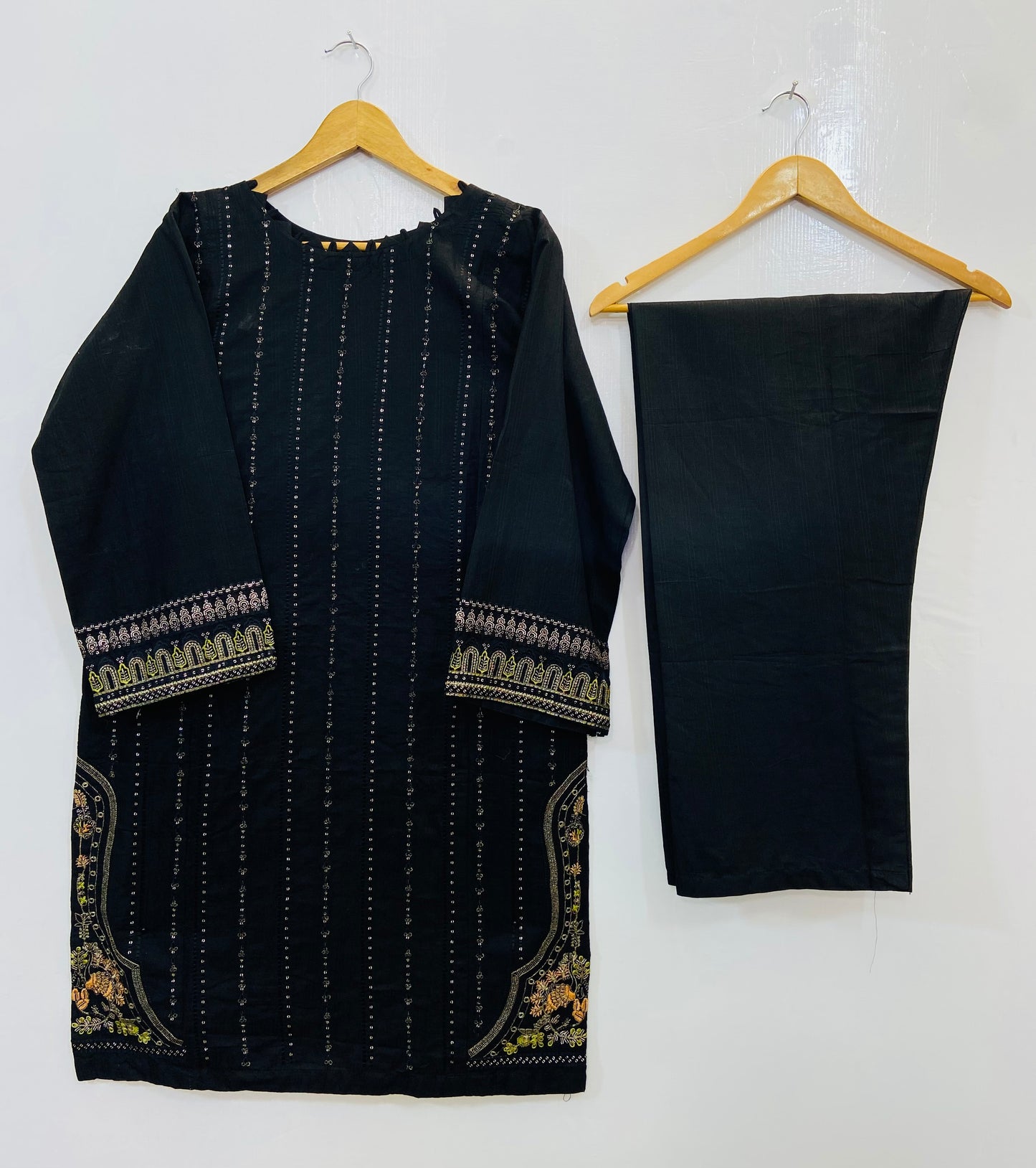Elegant Embroidered 2PC (Self Cotton) D-94
