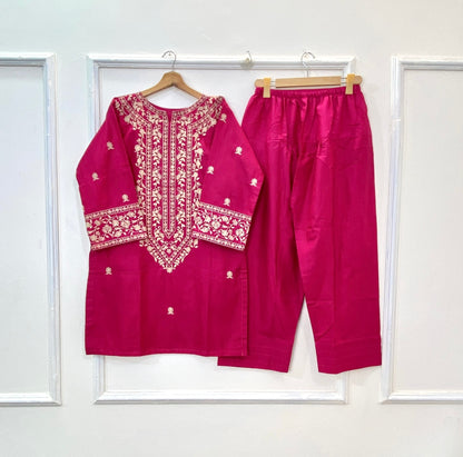 Farshi Finesse 2PC (Hot Seller) (Khaddar) D-179