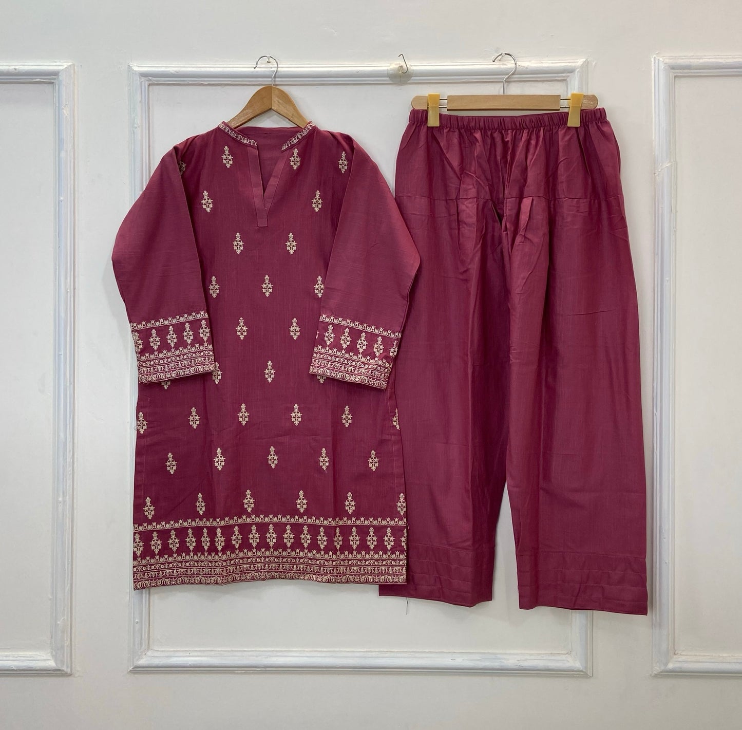 Farshi Shalwar Splendor 2PC (Khaddar)  D-180