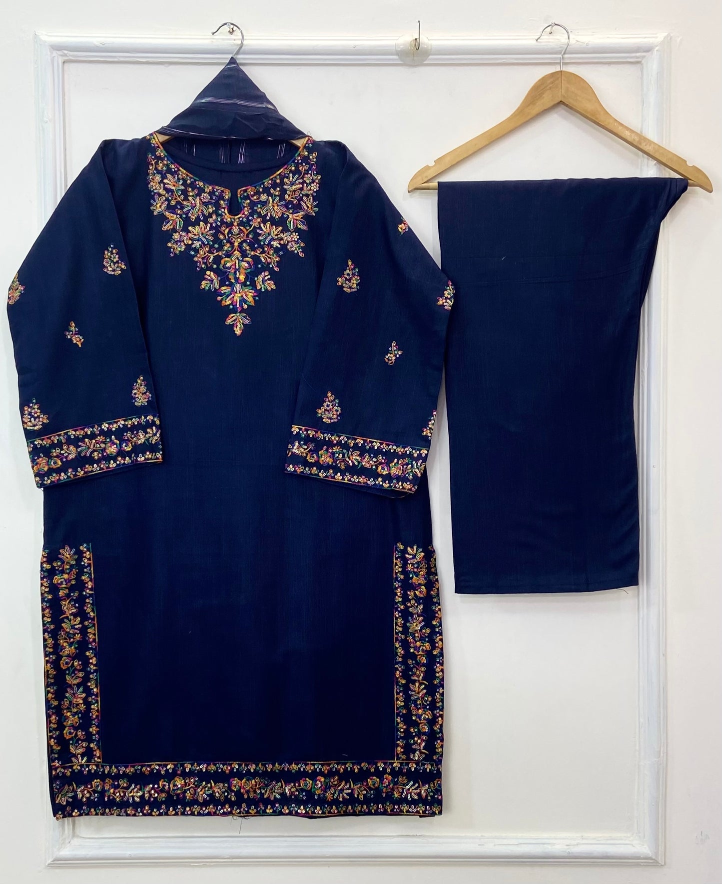 Multi Embroidered 3PC (Khaddar) D-218