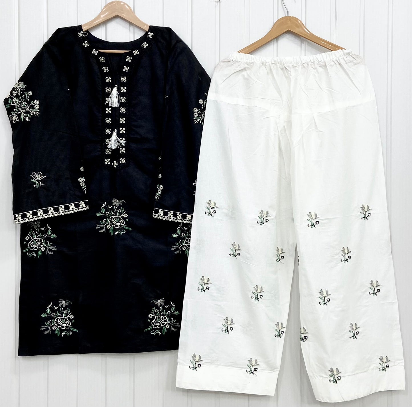 Article no: D-871 Cotton Lawn