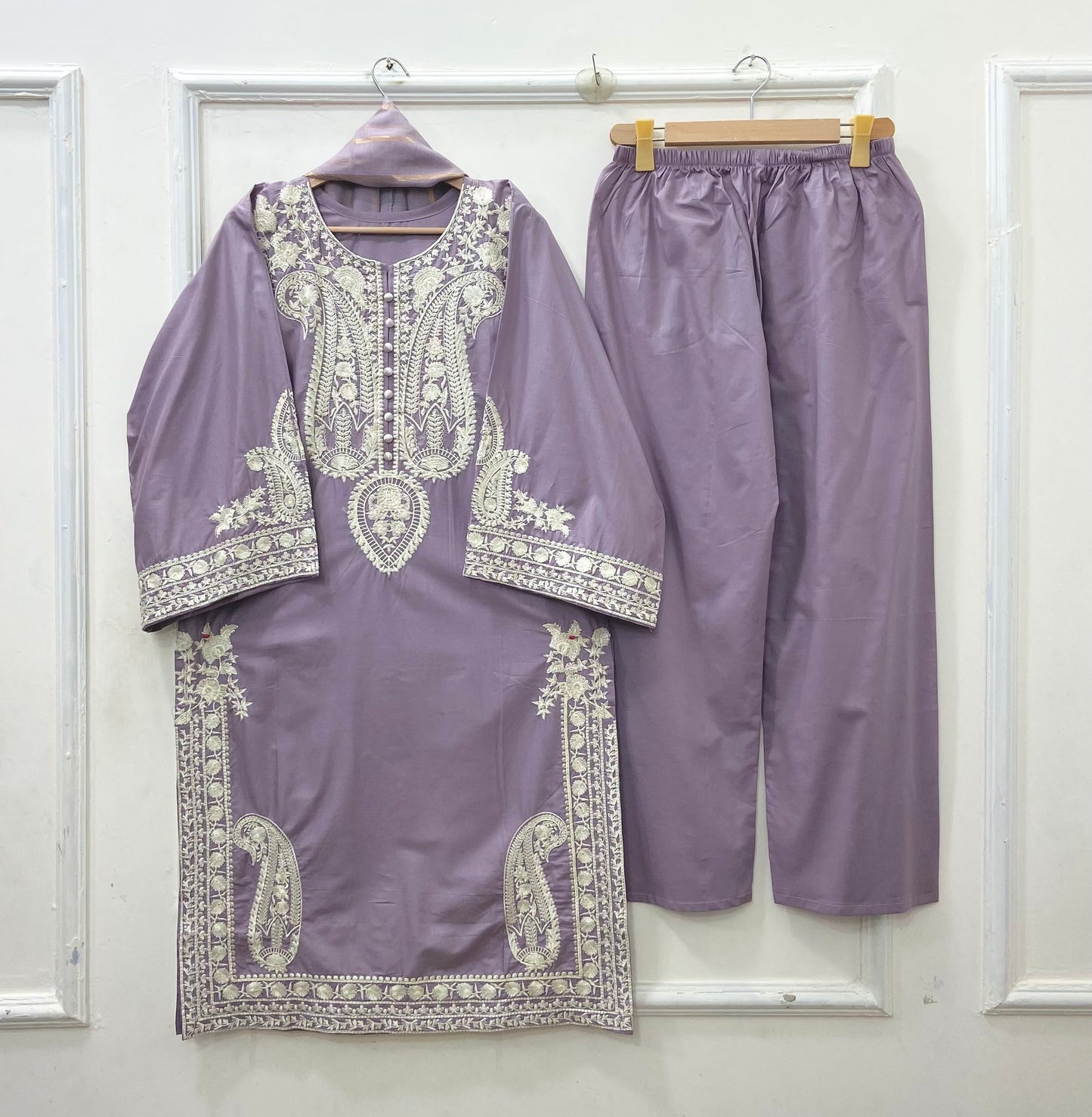 Zarnoor Embroidered | Cotton D-643