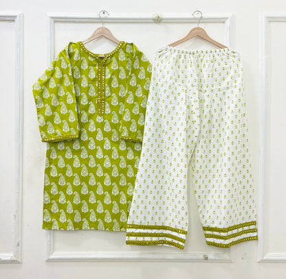 Laila Farshi | Cotton Lawn D-678