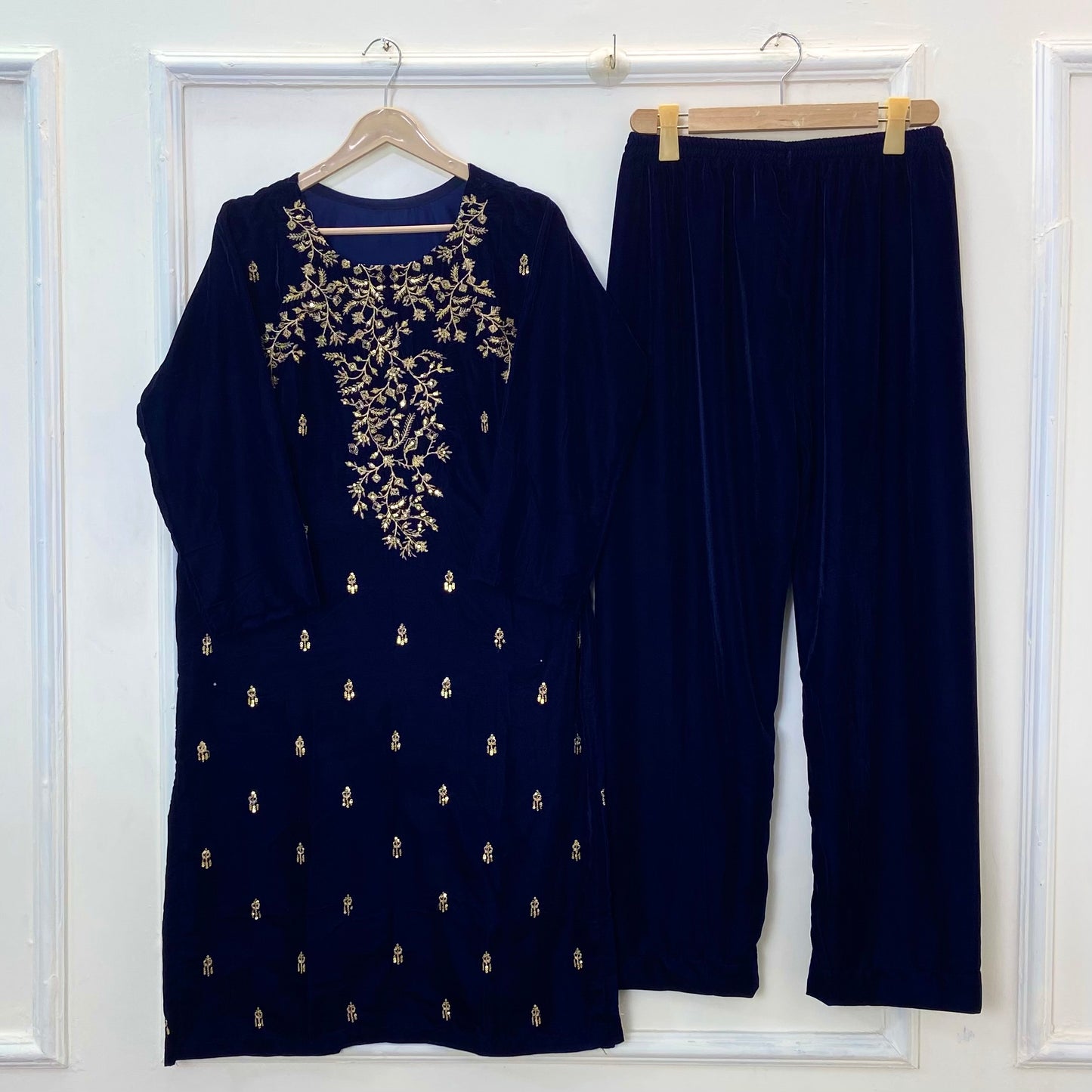 Velvet Festive Attire 2PC (Velvet) D-257