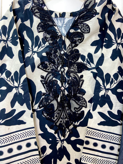 Embroidered Swan 3PC (Khaddar) D-265