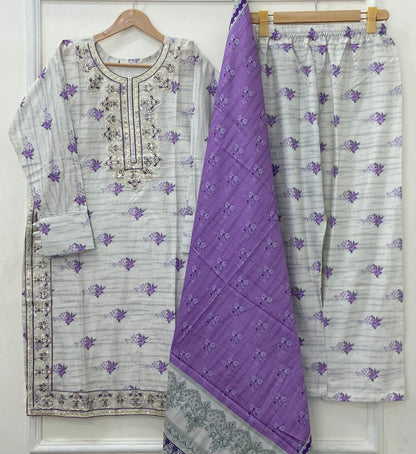 Lawn Series: 3PC (With Lawn Dupatta) D-524