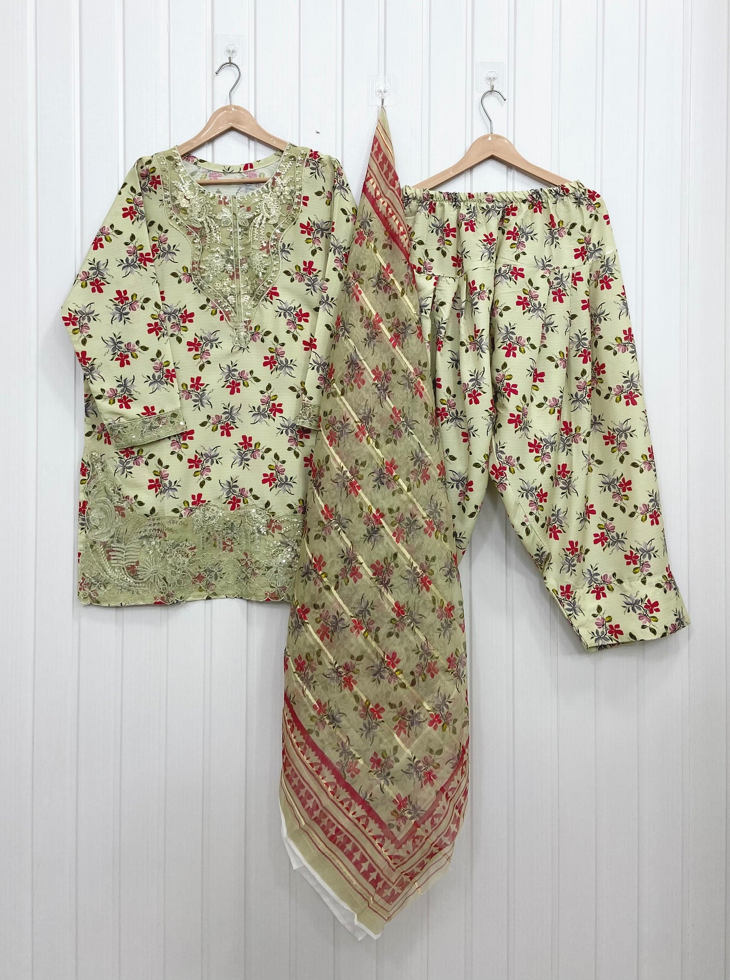 Article No: D-744