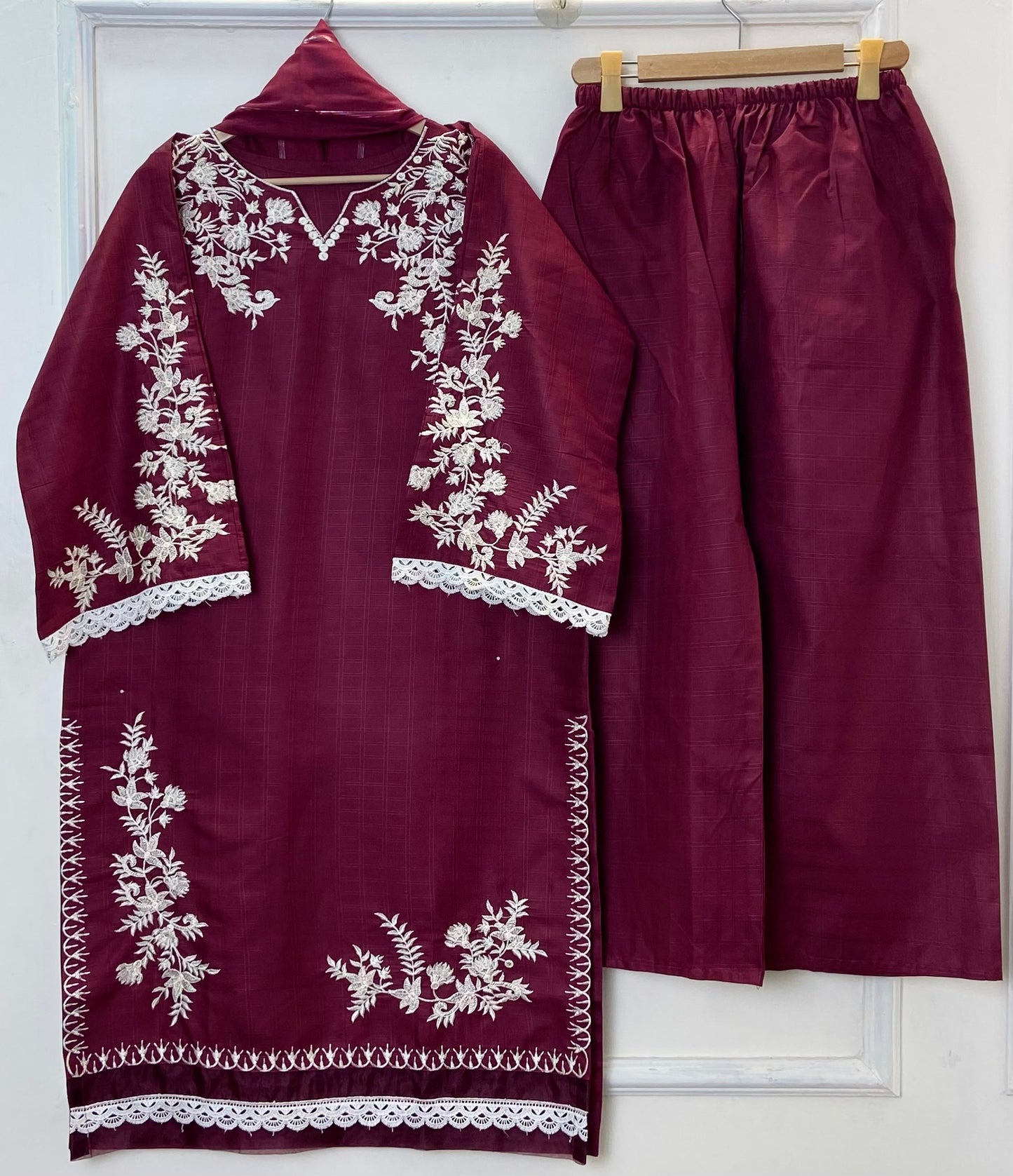 Jall Embroidered 3PC (Premium Cotton) Hit Code D-359