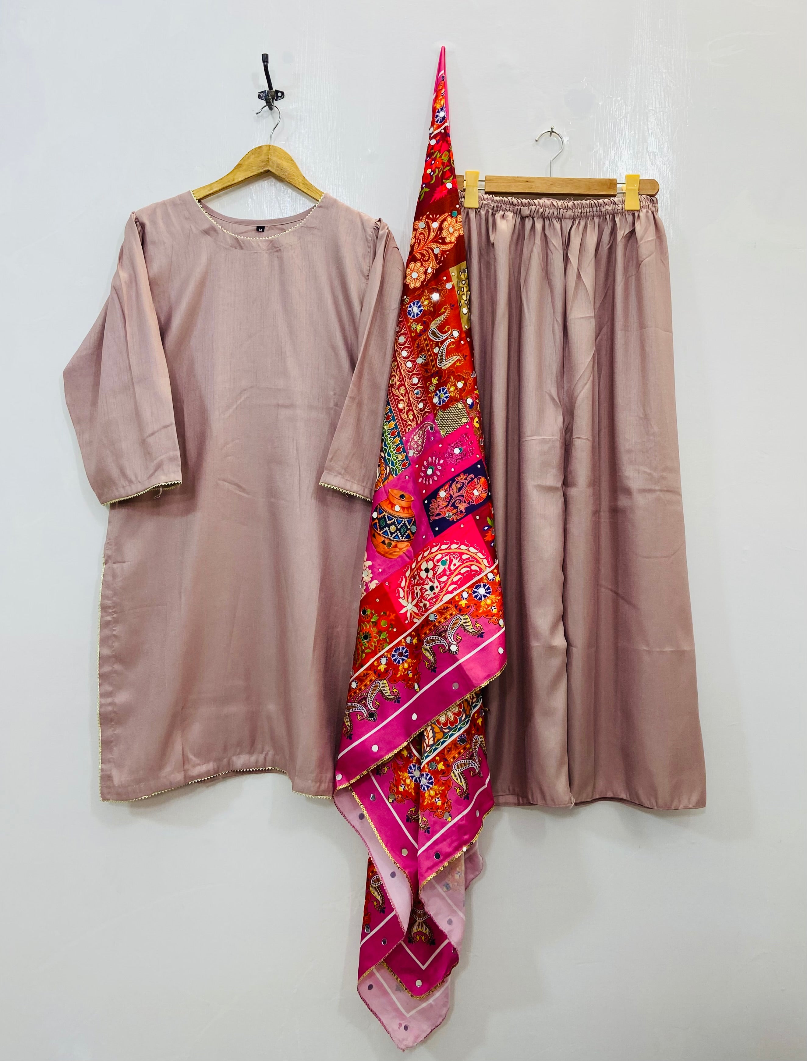 Glamorous 3PC With Mirror Work Shawl (Flowy Silk) D-104