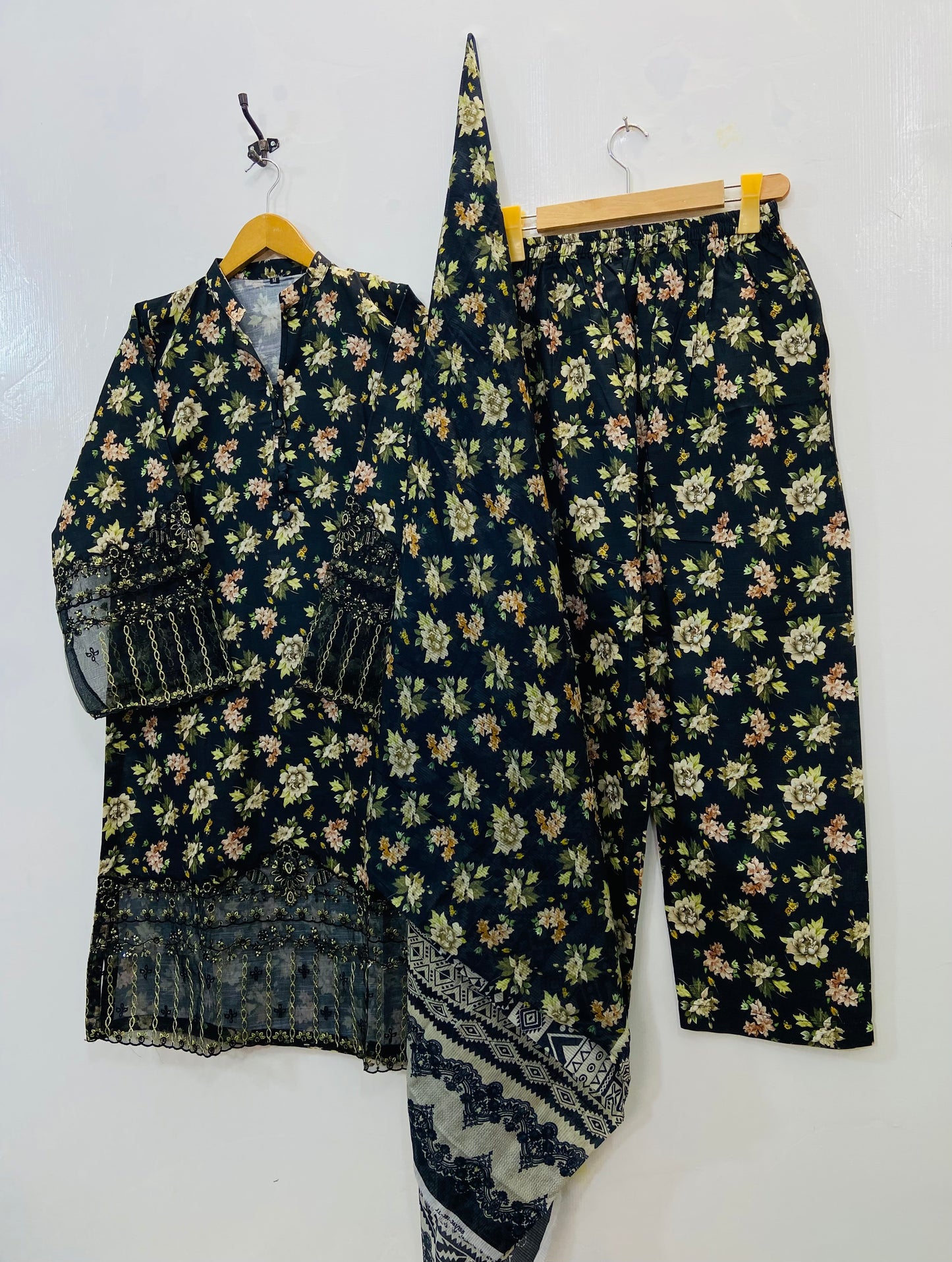 Black Floral Empress (Premium Cotton) D-150