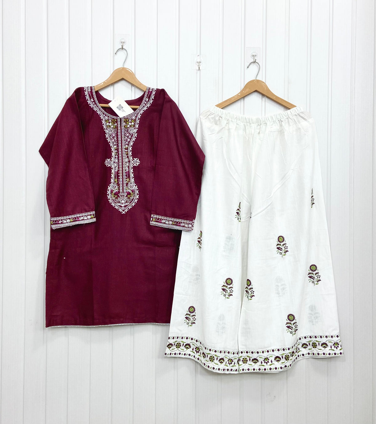 Article: D-1163 Khaddar