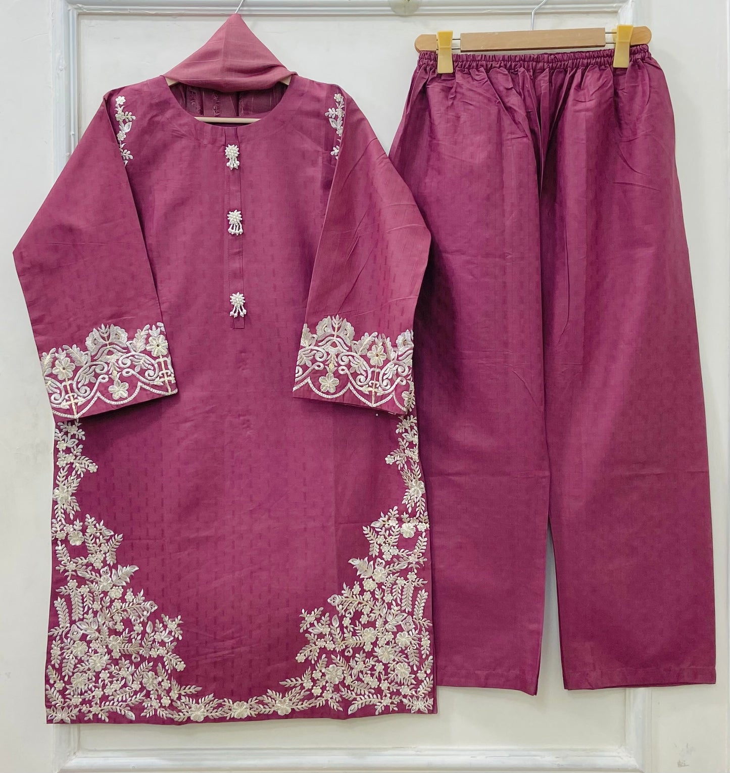 Festive Embroidered | 3PC Cotton D-574