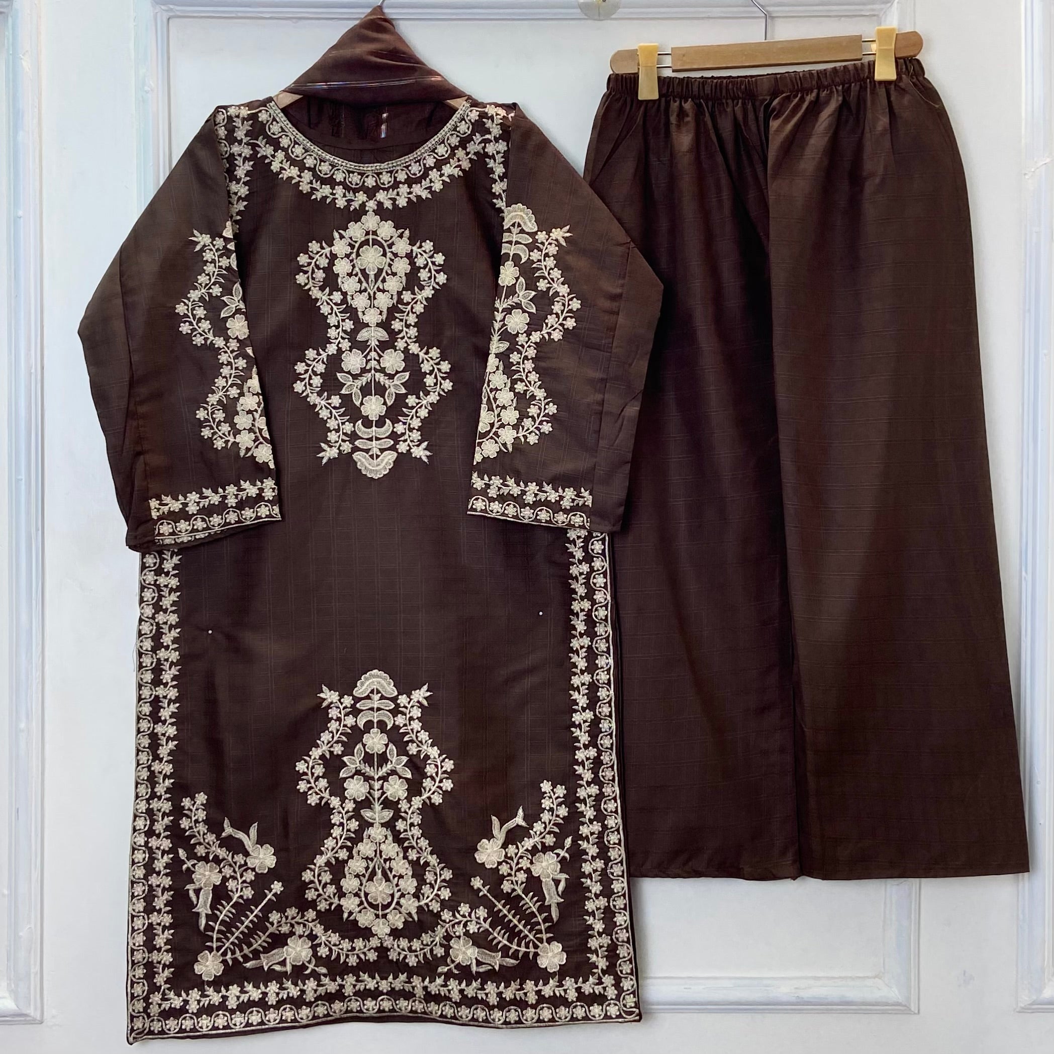 Heavenly Embroidered 3PC (Premium Cotton) D-352