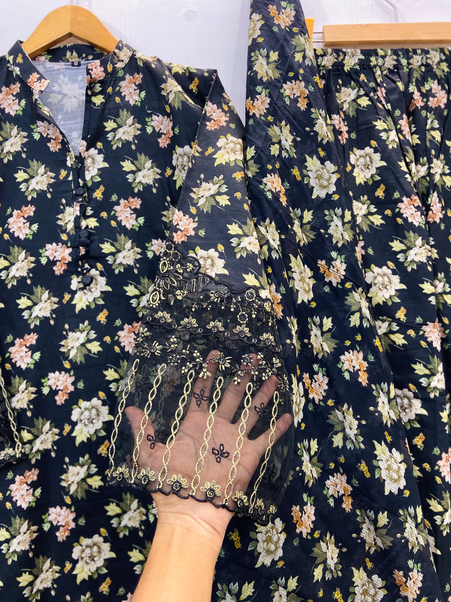 Black Floral Empress (Premium Cotton) D-150