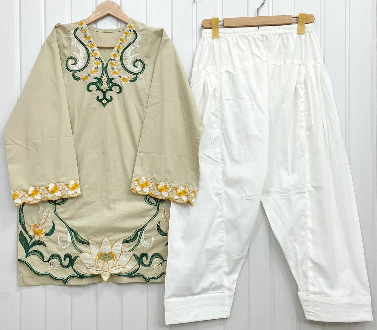 Article: D-1034 Cotton