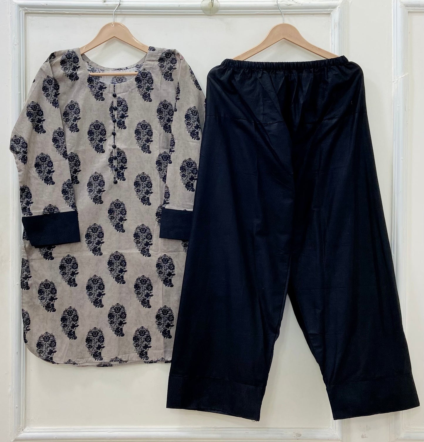 Summer Casuals | Farshi 2PC (Bana Dora Lawn) D-614