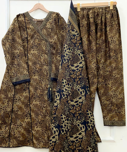 Angrakha Frocks | 3PC Binsaeed Lawn D-653