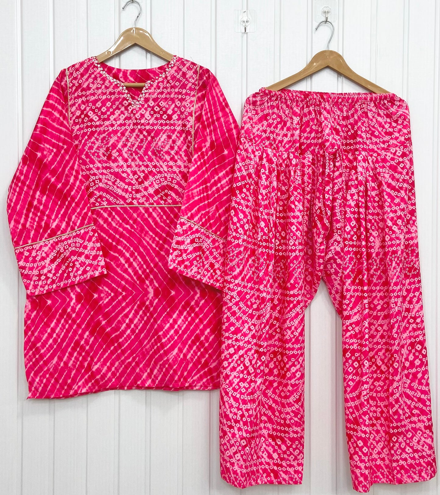 Rosy | Farshi D-827