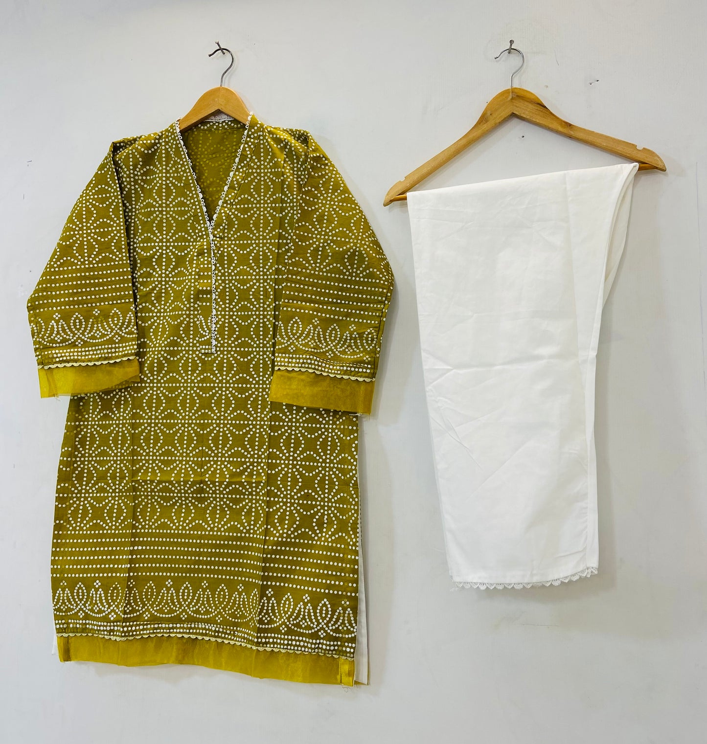 Bareeze Lawn 2PC D-57